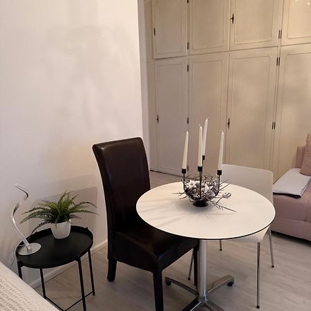 Modernes 1 Zimmerapartment Nahe Frankfurt Am Main Heusenstamm Kültér fotó