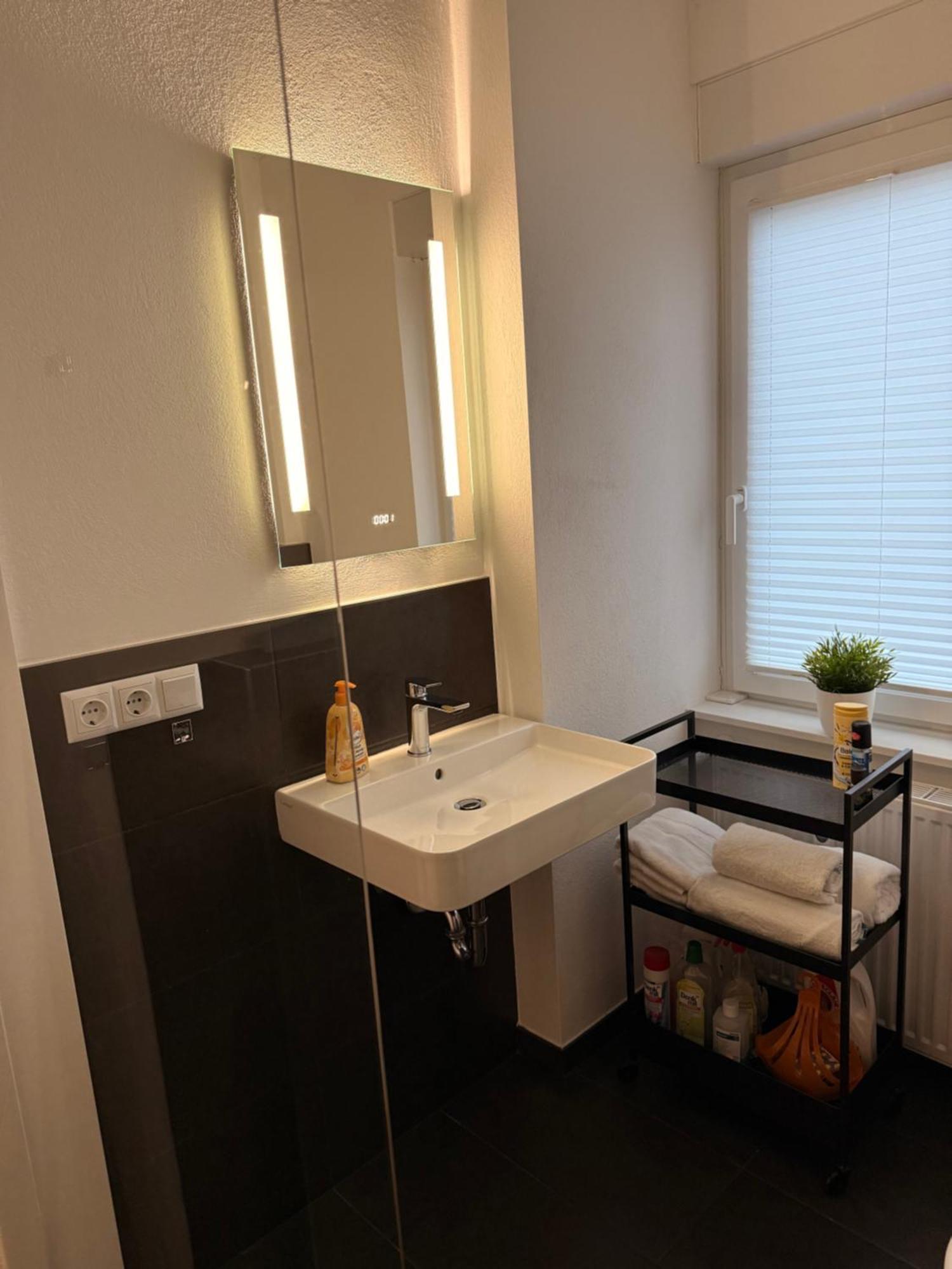 Modernes 1 Zimmerapartment Nahe Frankfurt Am Main Heusenstamm Kültér fotó